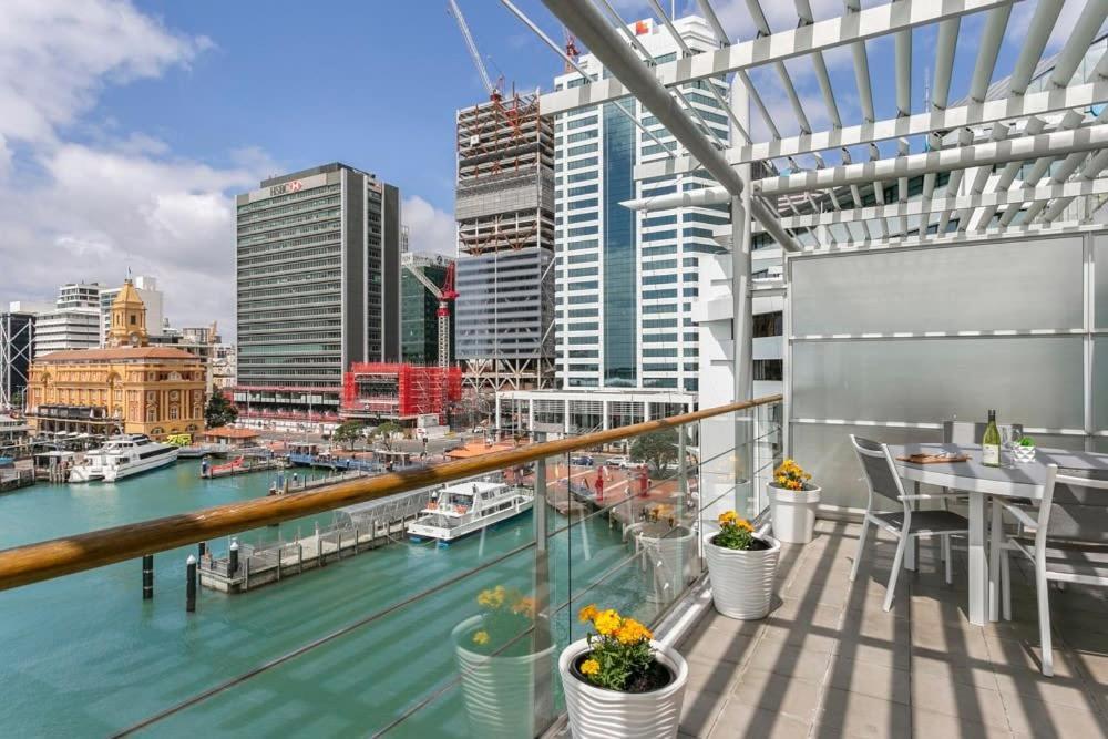 Spacious Water-Front Apartment -Princes Wharf 2219 Окленд Екстер'єр фото