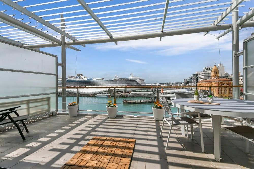 Spacious Water-Front Apartment -Princes Wharf 2219 Окленд Екстер'єр фото